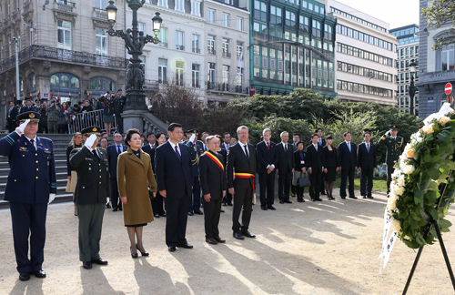 习近平会见比利时国王菲利普_中国国情网